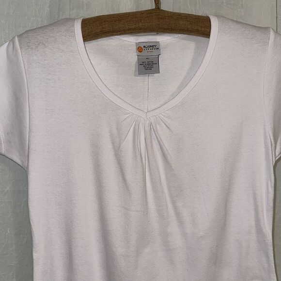 Roundy XL Basic White V-Neck Fitted Baby Doll Short Sleeve Cotton Tee - Picture 3 of 12